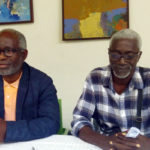 Kra Nguessan (gauche)